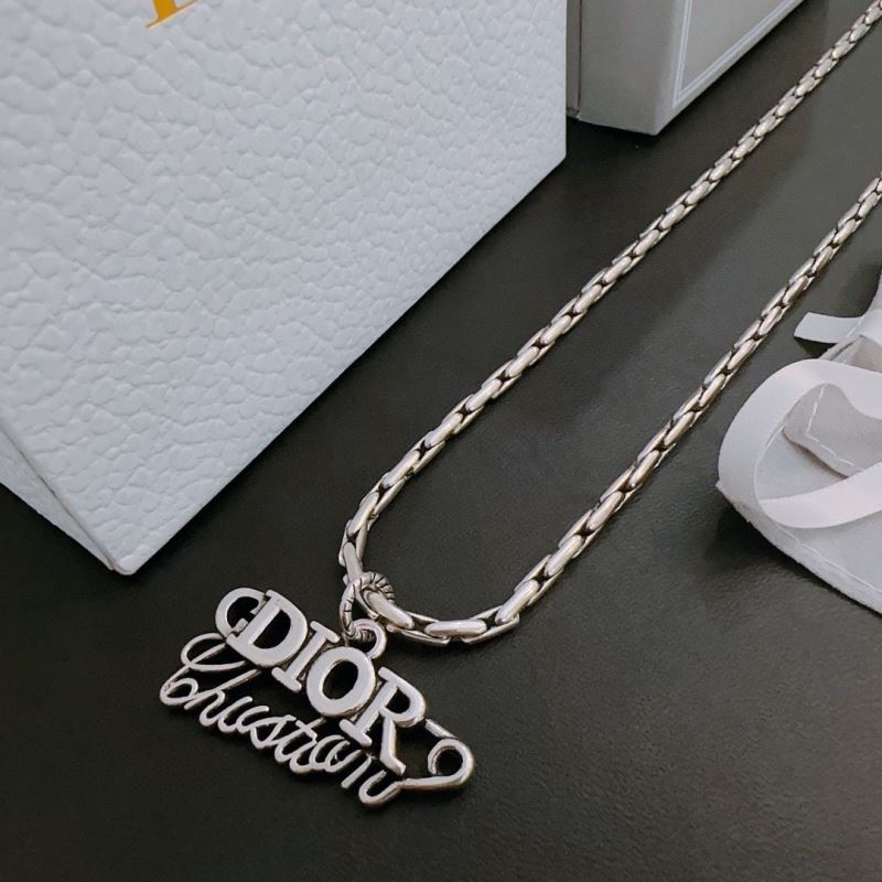 chr1st1an D10r necklaces